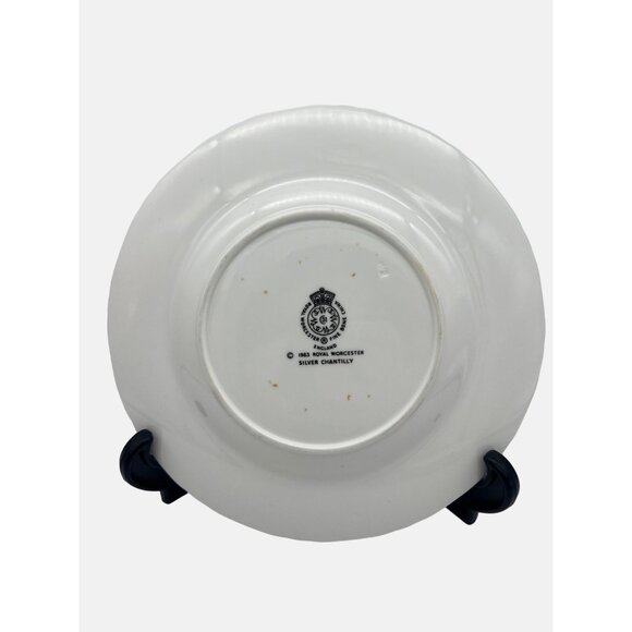 Royal Worcester Silver Chantilly 4 Salad Plates Fine Bone China Platinum Trim - Picture 5 of 6